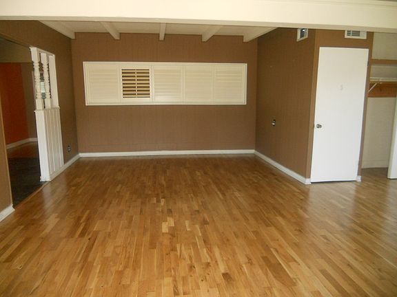 4th image of 15014 Dunton Dr.