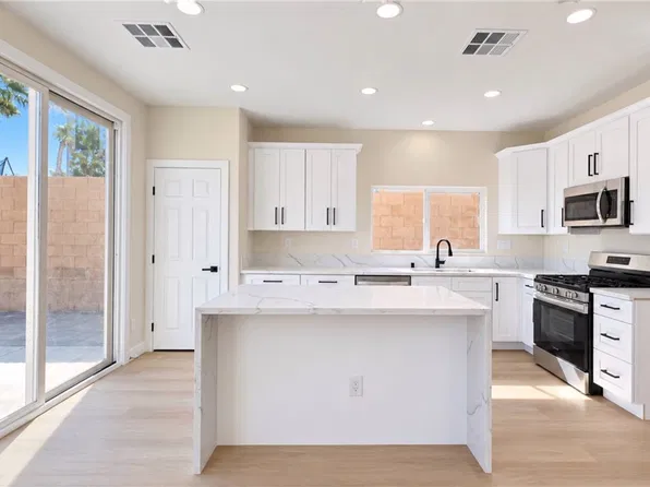 7480 Easingwold Dr, Las Vegas, NV 89113