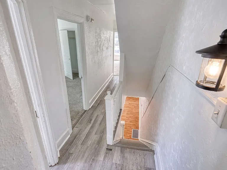 1412 Herr St — Photo 12