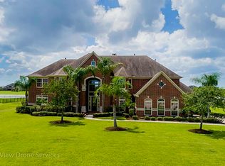 1855 Bending Stream Dr, League City, TX 77573