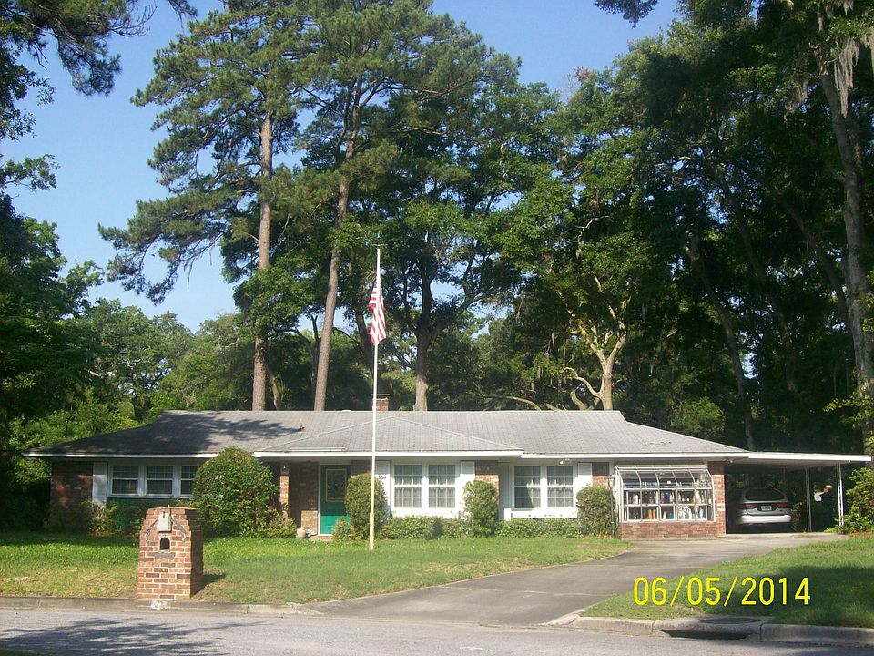 1st image of 109 Wales Ct