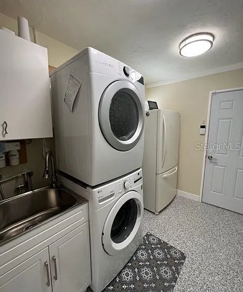 7328 Curtiss Ave — Photo 35