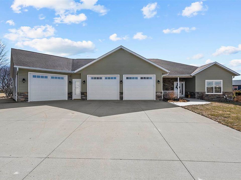 1st image of 133 Fairlawn Ct