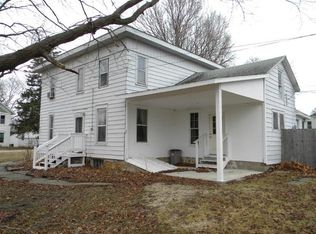 302 4th Ave W, Lyndon, IL 61261