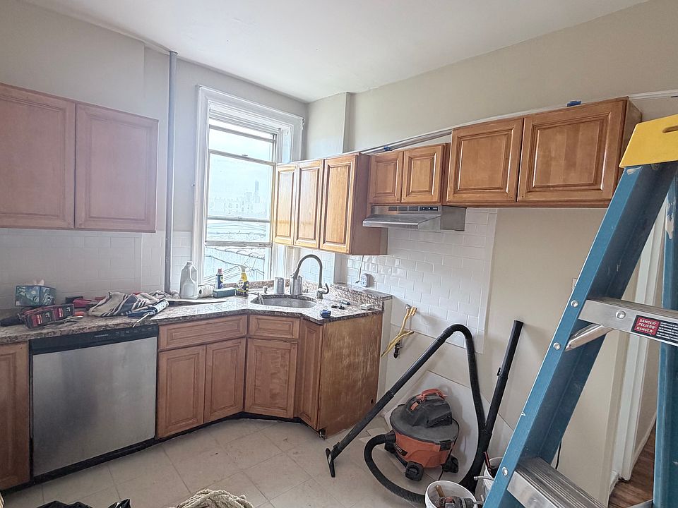 1st image of 32-15 43rd St #11
