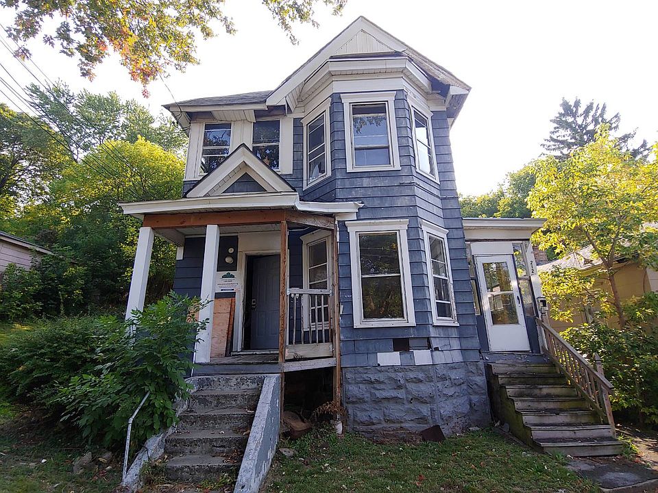 1st image of 212 Seward St
