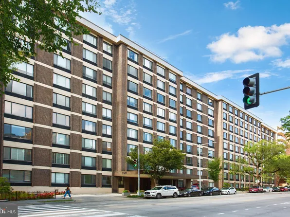2501 Calvert St NW APT 802, Washington, DC 20008