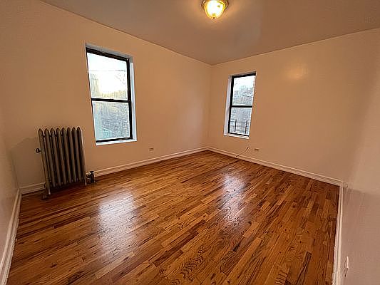 4th image of 616 Academy St #E4