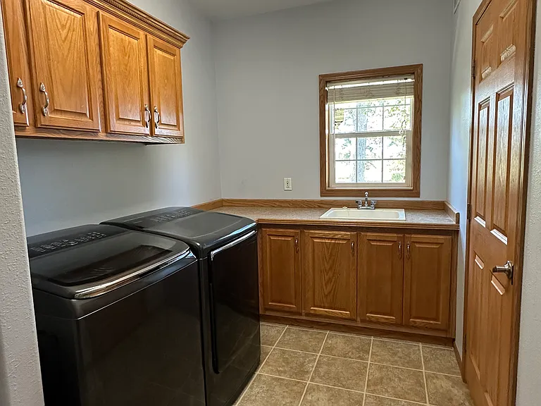 4293 Madison Ave SW — Photo 18