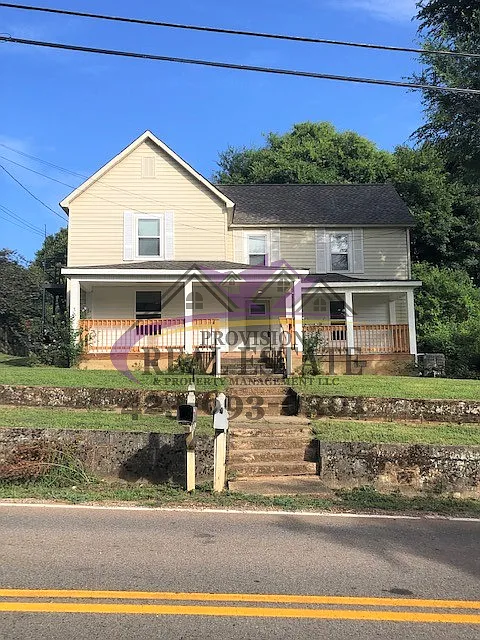 723 Highland Ave NW