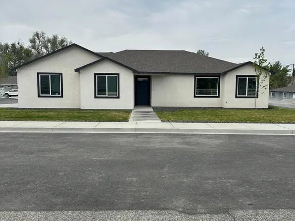 1918 S Buntin St, Kennewick, WA 99336