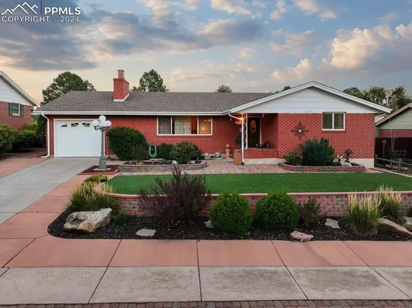2119 Glenn Summer Rd, Colorado Springs, CO 80909