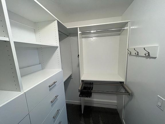 3rd image of 15267 S Reins Way