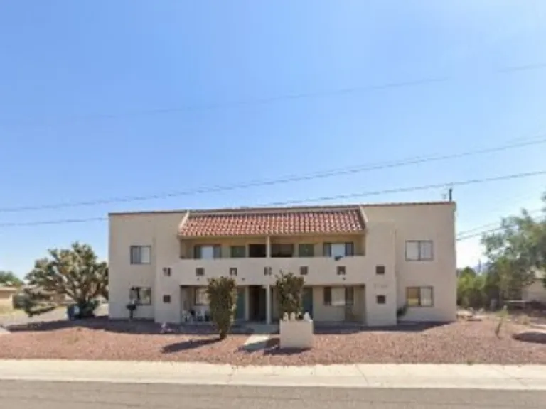 1710 Main St — Photo 1