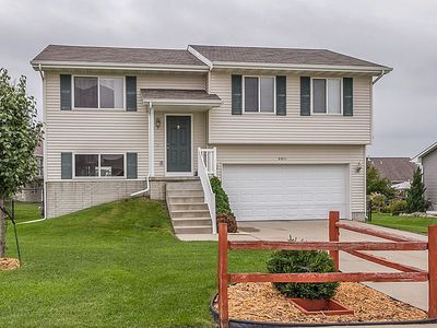 2011 Oak St, Granger, IA, 50109