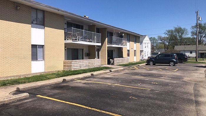 1st image of 401 Elder Dr APT 1