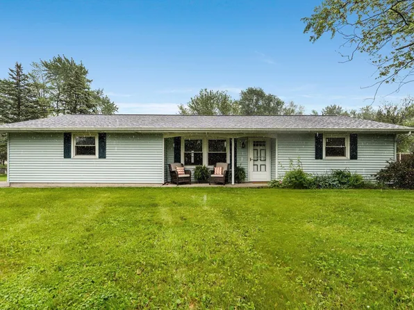 5202 Renfrew Dr, Fort Wayne, IN 46835