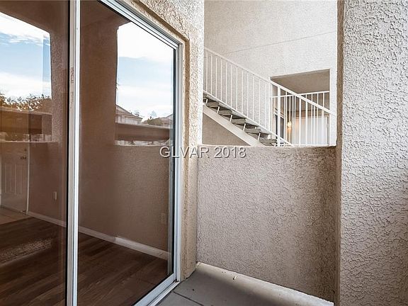 5th image of 855 N Stephanie St Unit 1716