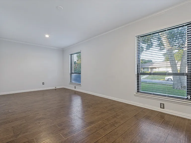 12311 Cedar Bend Dr — Photo 17