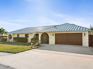 595 103rd AVE N, NAPLES, FL 34108