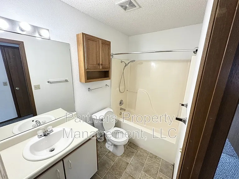 1661 N Dawn Dr #2 — Photo 9