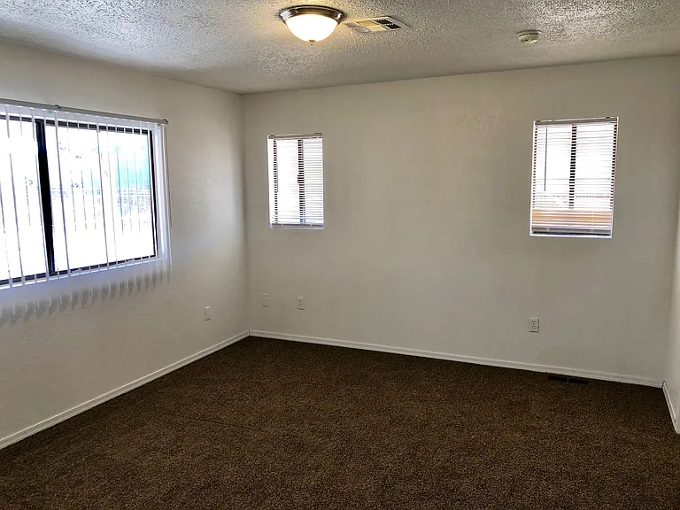 1435 Church Dr — Photo 19