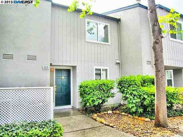 1st image of 406 Old Orchard Ct