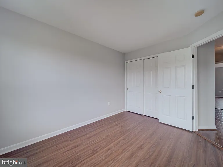 8241 Humphrey Ln — Photo 46
