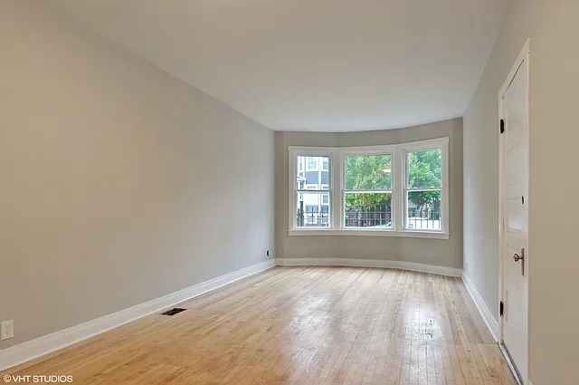 2909 N Ridgeway Ave #1 — Photo 5