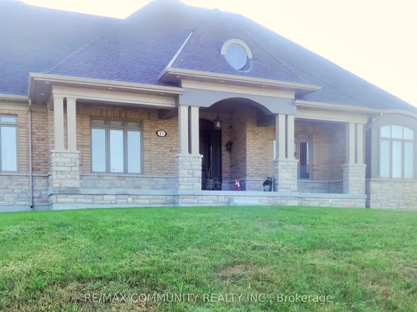 15 Whitewood Dr N, Whitchurch Stouffville, ON L4A 1R9