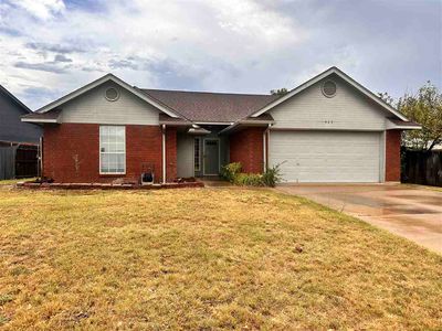 404 SE Sungate Blvd, Lawton, OK, 73501