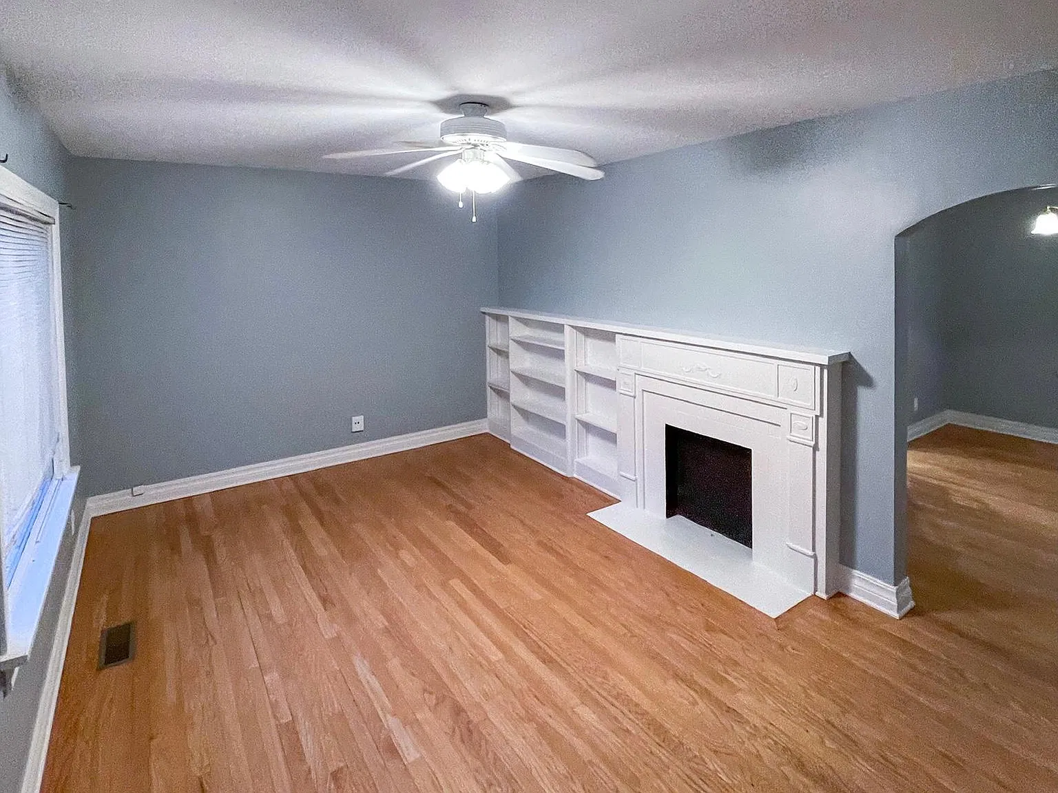 2 bed, 838 sqft, $1,500 — Photo 3