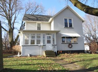 910 N Pleasant St, Princeton, IL 61356