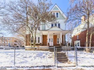 95 Hollywood Ave, East Orange, NJ 07018