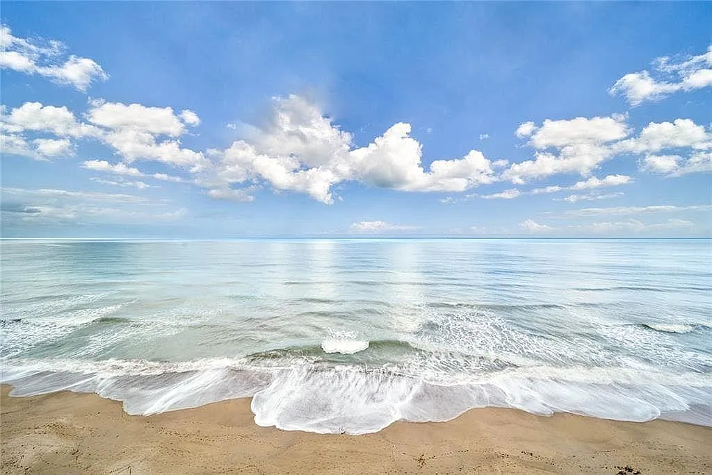 9650 S Ocean Dr — Photo 4