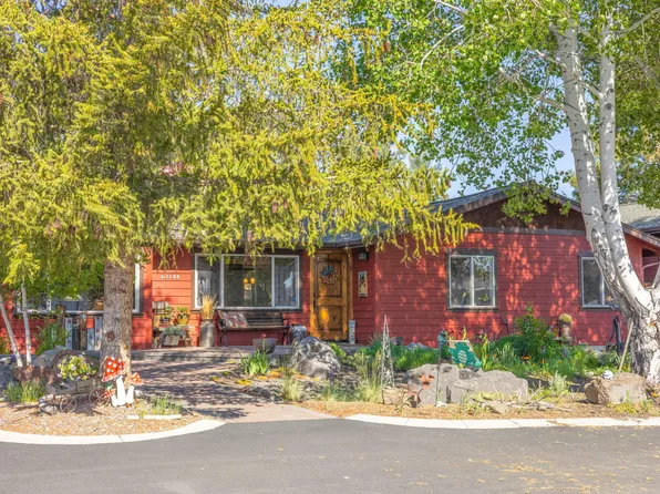 61185 Magnolia Ln, Bend, OR 97702