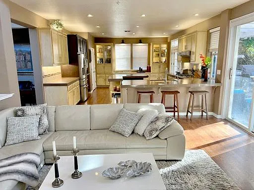 41 Presidio Dr — Photo 13