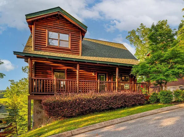 2023 Bear Creek Way, Sevierville, TN 37862