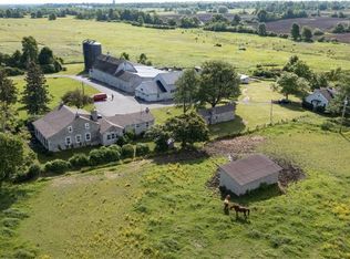 2066 Deerlick Rd, Cape Vincent, NY 13618