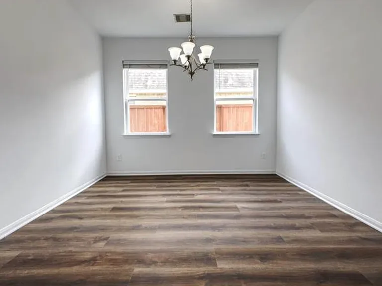 3727 Varna Ct — Photo 20