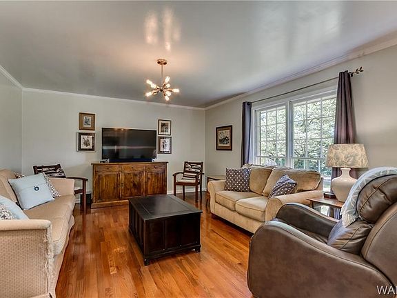 4th image of 506 Woodridge Dr