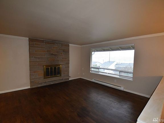 3rd image of 12002 13th St NE