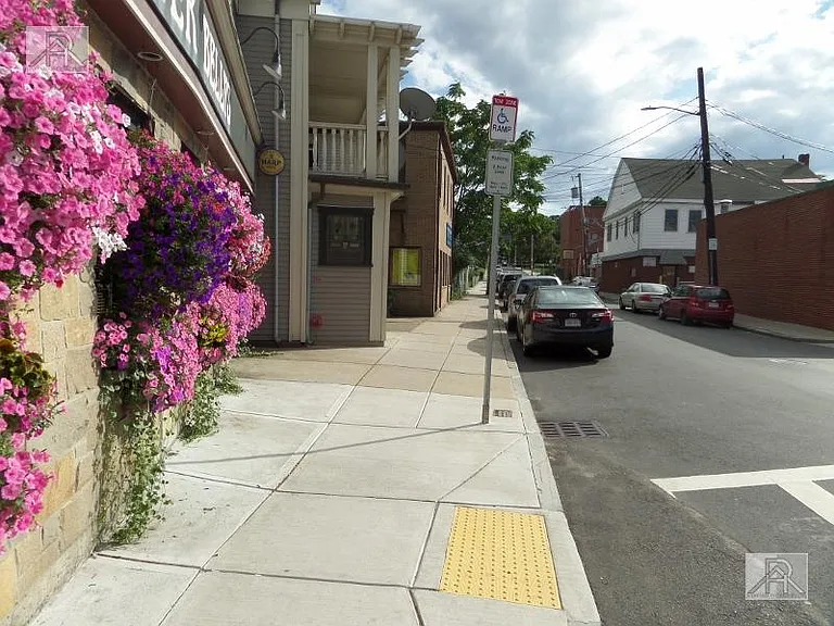 364 Washington St #4 — Photo 3