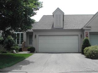 11 Mallard Cove Dr E, Saginaw, MI