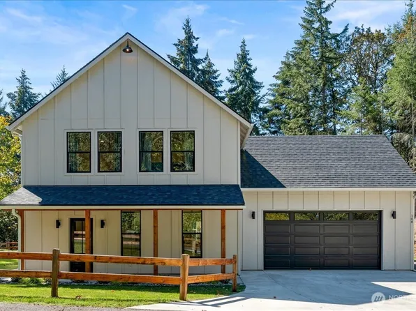 108 David Dean Drive, Kalama, WA 98625