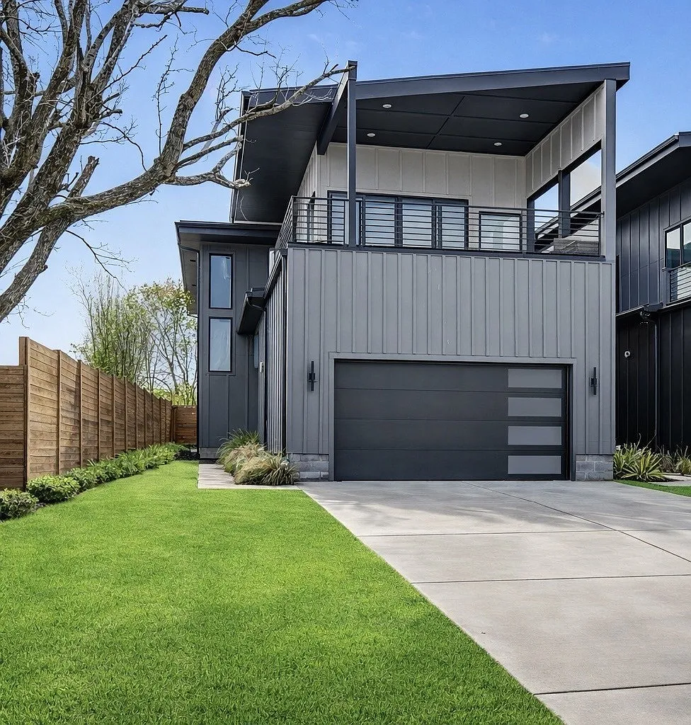 Building Photo - 2510B Barclay Dr