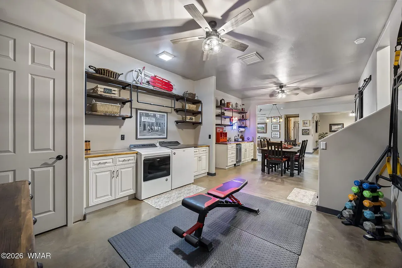 2 bed, 2200 sqft, $3,000 — Photo 3