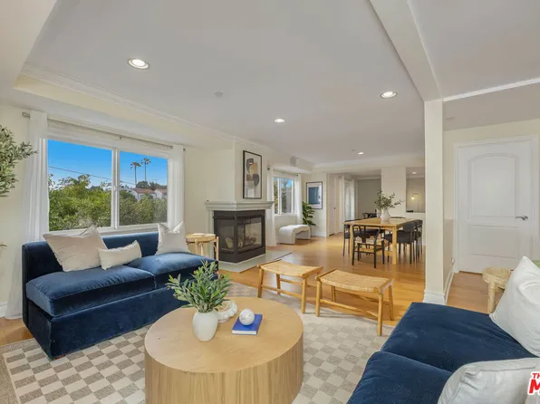 10417 Louisiana Ave #Penthouse 4, Los Angeles, CA 90025