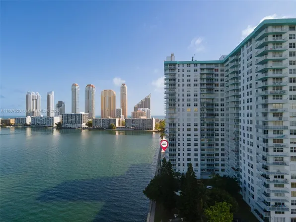 301 174th St APT 618, Sunny Isles Beach, FL 33160