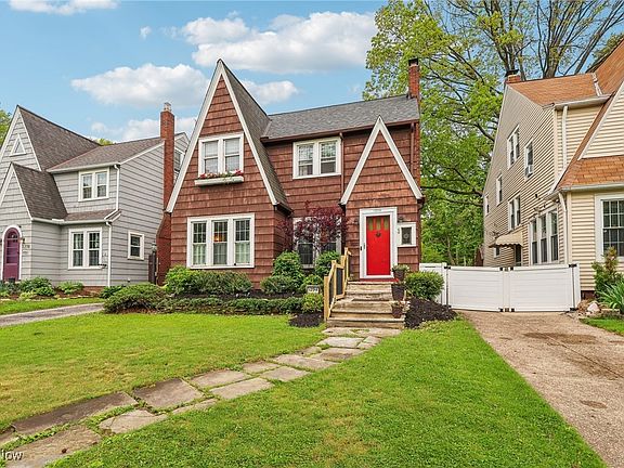 2nd image of 1294 Cleveland Heights Blvd